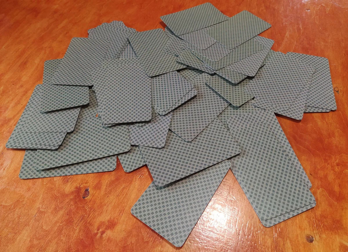 Карты в хаотичном порядке